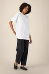 Das schwere Unisex-T-Shirt mit trockenem Griff