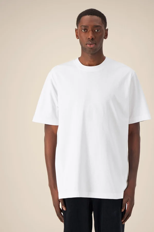 Das schwere Unisex-T-Shirt mit trockenem Griff