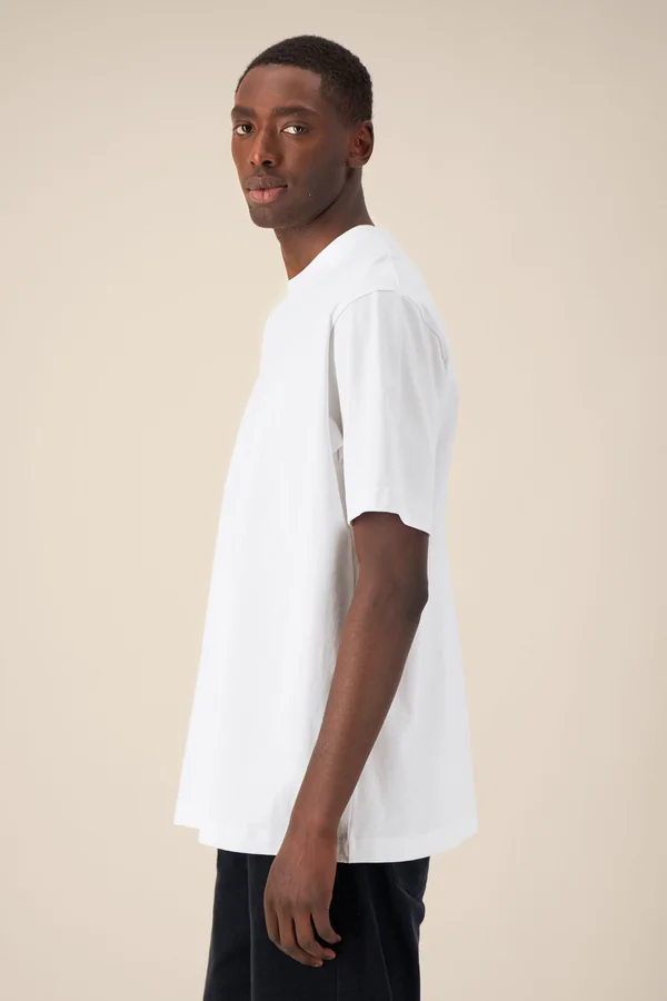 Das schwere Unisex-T-Shirt mit trockenem Griff
