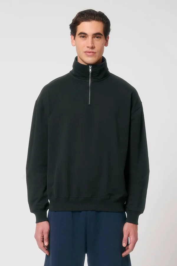 Das Boxy Unisex-Sweatshirt mit kurzem Reißverschluss und trockenem Griff