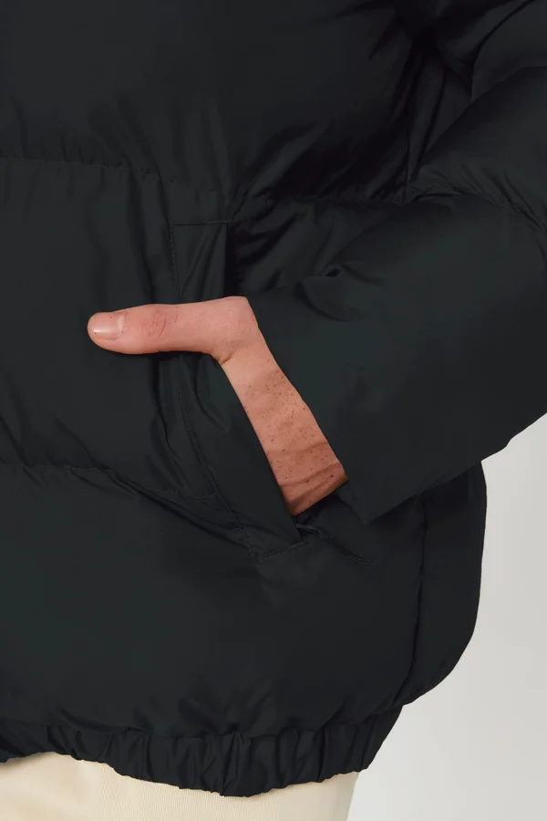 Die Oversized Unisex-Steppjacke
