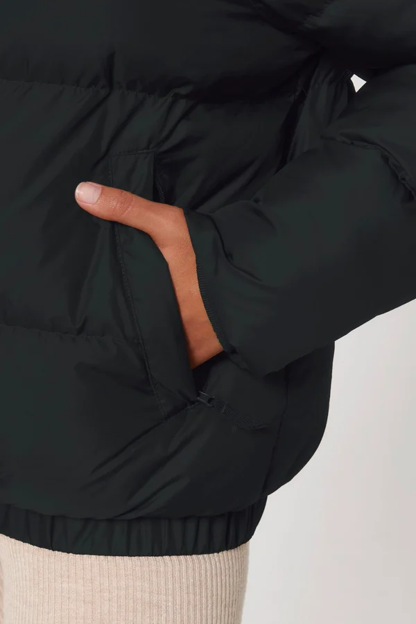 Die Oversized Unisex-Steppjacke