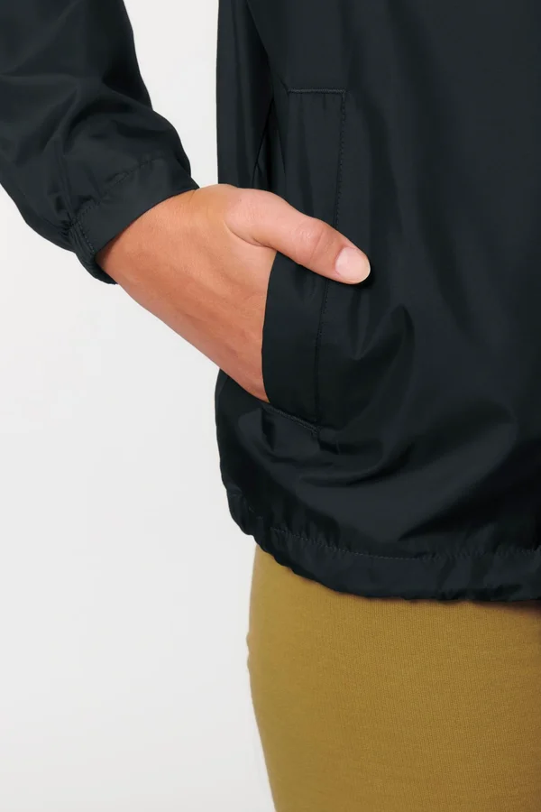 Die Unisex-Coach-Jacke