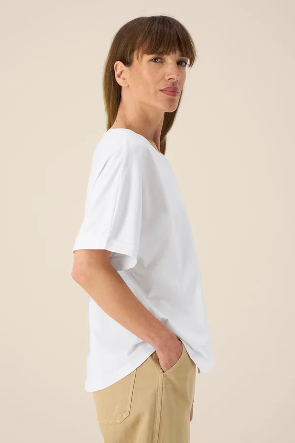 Das Oversized Damen-T-Shirt mit gekrempelten Ärmeln