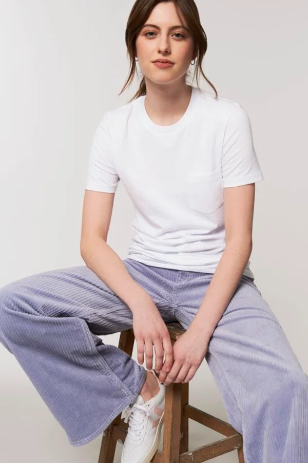 Unisex T-shirt mit Brusttasche