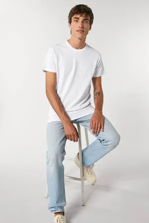 Herren Anliegendes T-Shirt