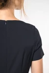 Kleid mit kurzen Ärmeln