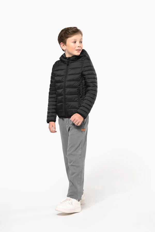 Leichte Steppjacke mit Kapuze