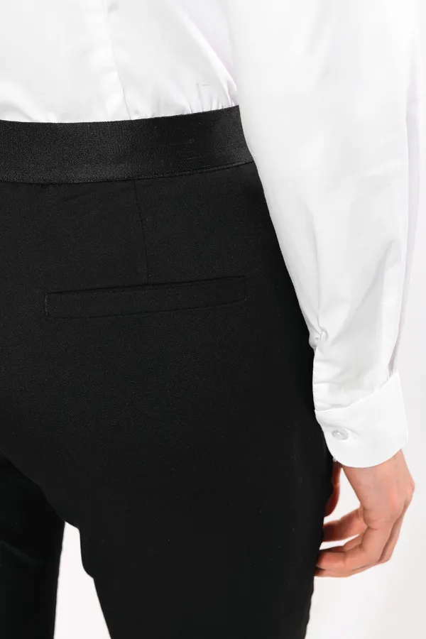 Ladies’ trousers