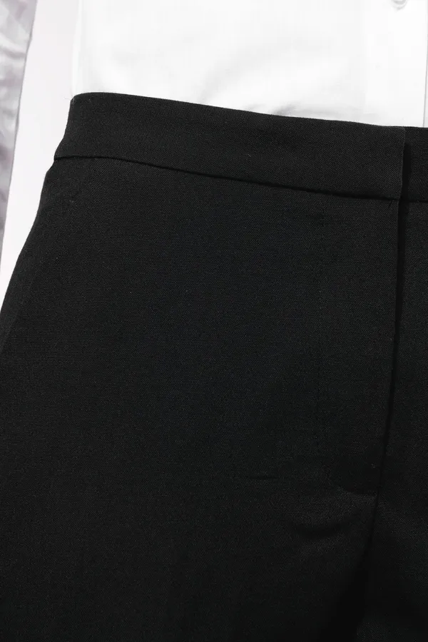 Ladies’ trousers