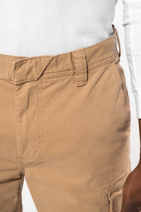 Herrenhose mit mehreren Taschen
