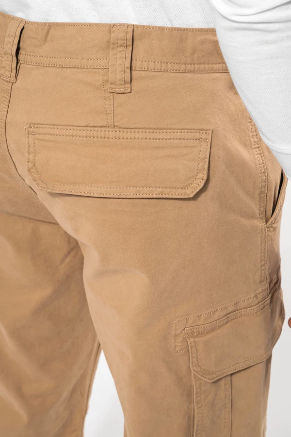 Herrenhose mit mehreren Taschen