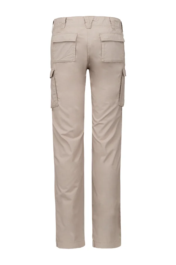Leichte Damenhose mit mehreren Taschen Beige