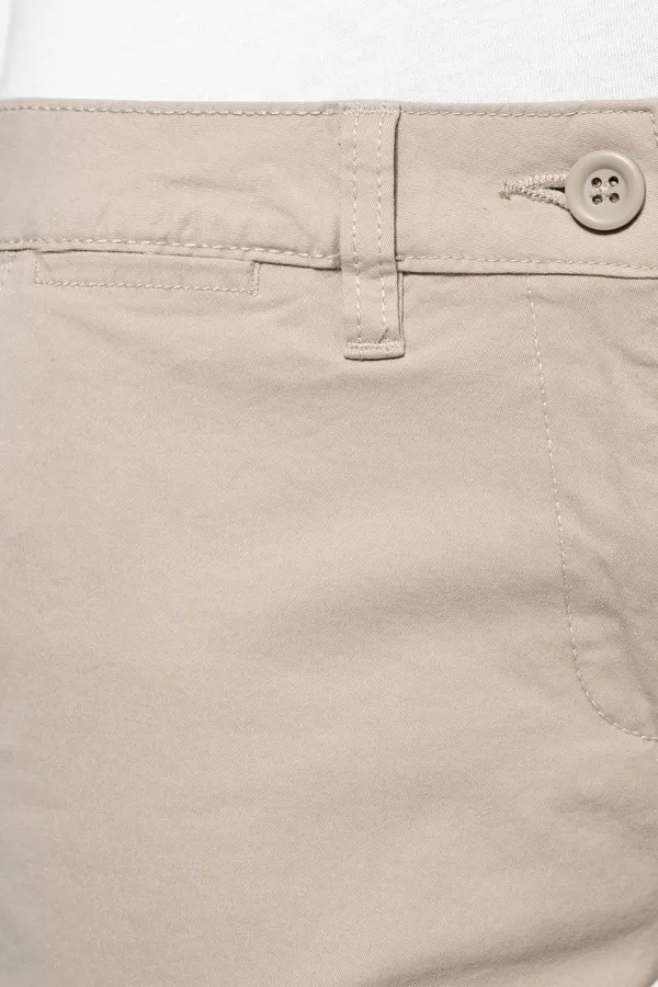 Ladies’ chino Bermuda shorts