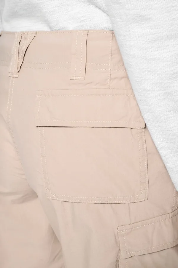 Ladies' lightweight multipocket bermuda shorts