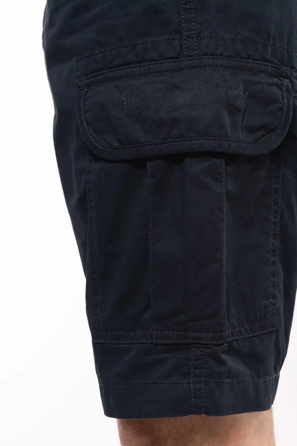 Multi pocket Bermuda shorts