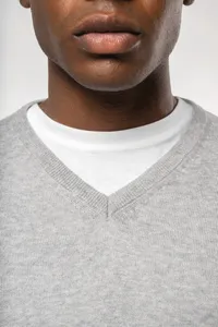Men's eco-friendly V-neck jumper