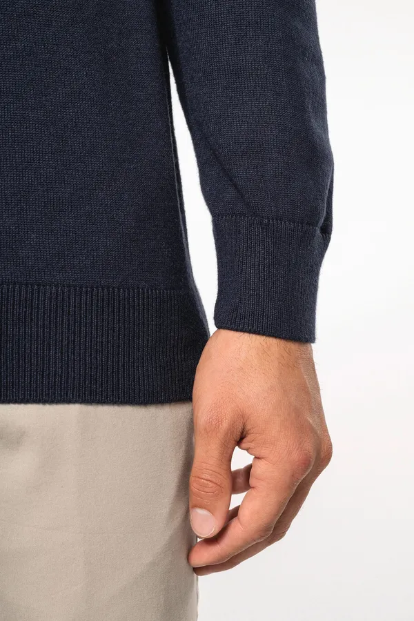 Men's V-neck jumper