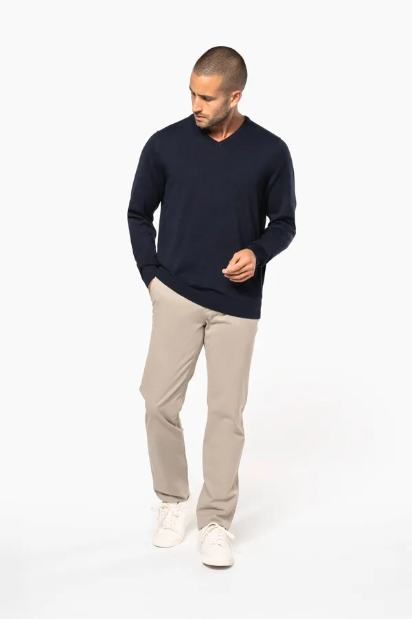 Men's V-neck jumper