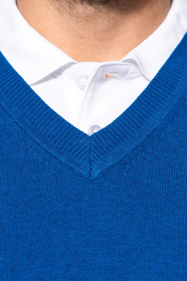 Men's premium V-neck jumper