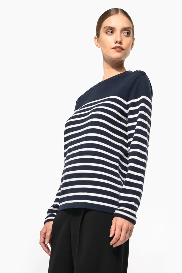 Damenpullover im Marine-Stil