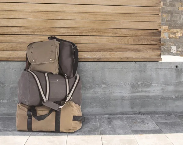 Canvas shoulder bag
