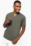 V-neck t-shirt with buttons