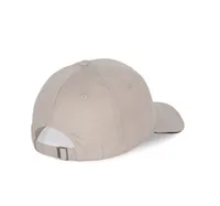Cap with contrasting sandwich peak - 6 panels