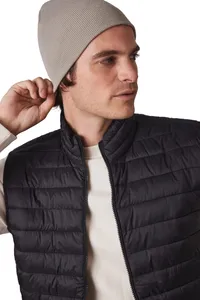 Knitted beanie