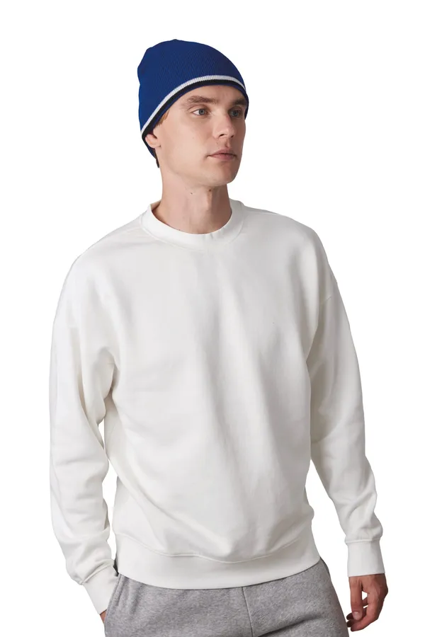Beanie with contrasttwo-tone band