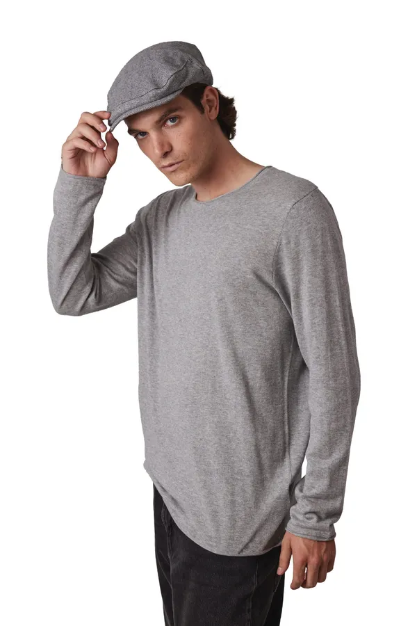 Duckbill hat