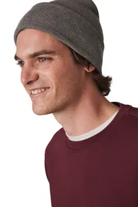 Beanie with turn-up