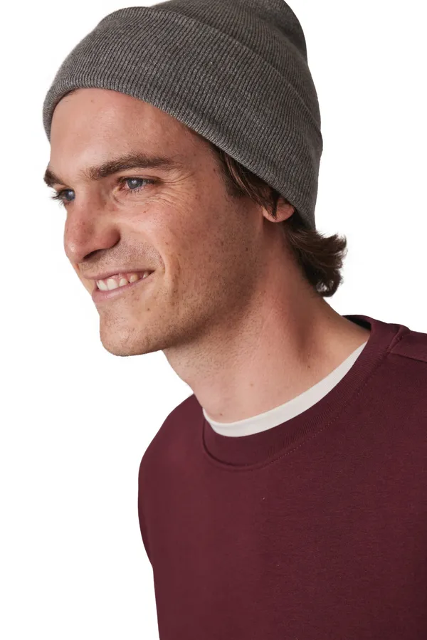 Beanie with turn-up