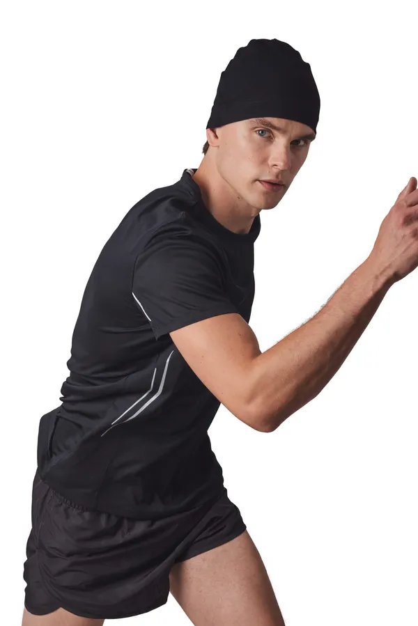 Sporty fitted beanie