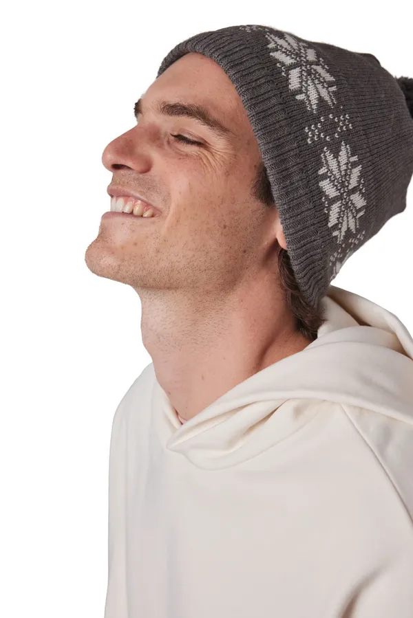 Christmas beanie knitted with Fair Isle pattern
