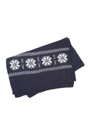 Christmas scarf knitted with fair isle pattern