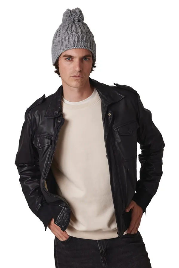 Knitted beanie