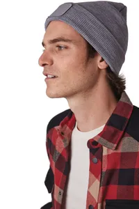 Recycled beanie with patch