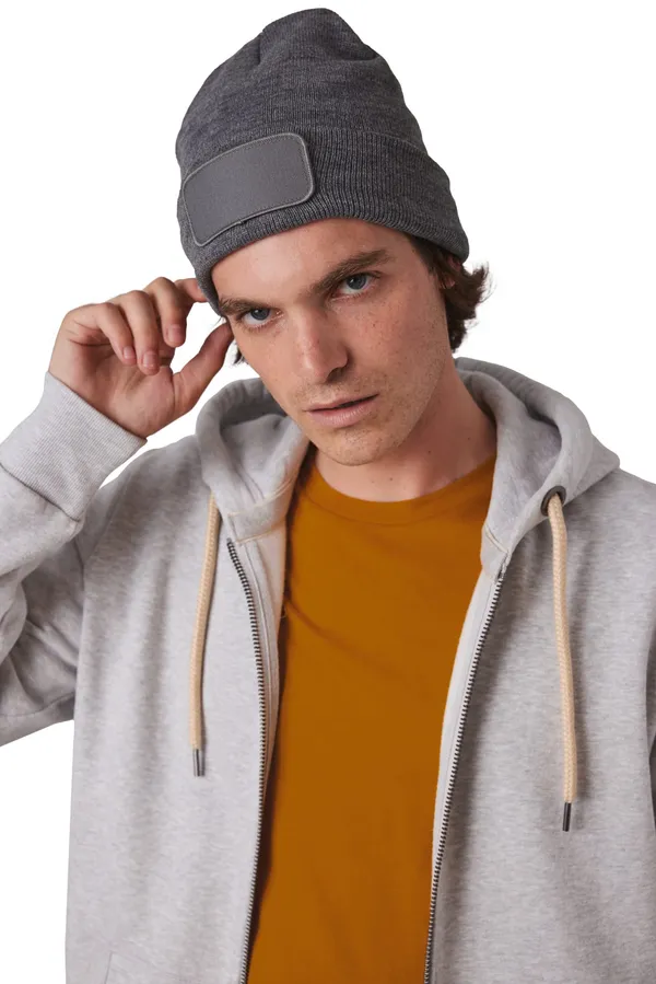 Recycled beanie with patch and Thinsulate lining