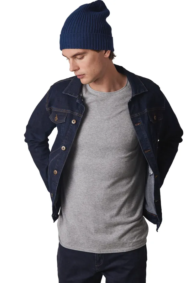 Long beanie