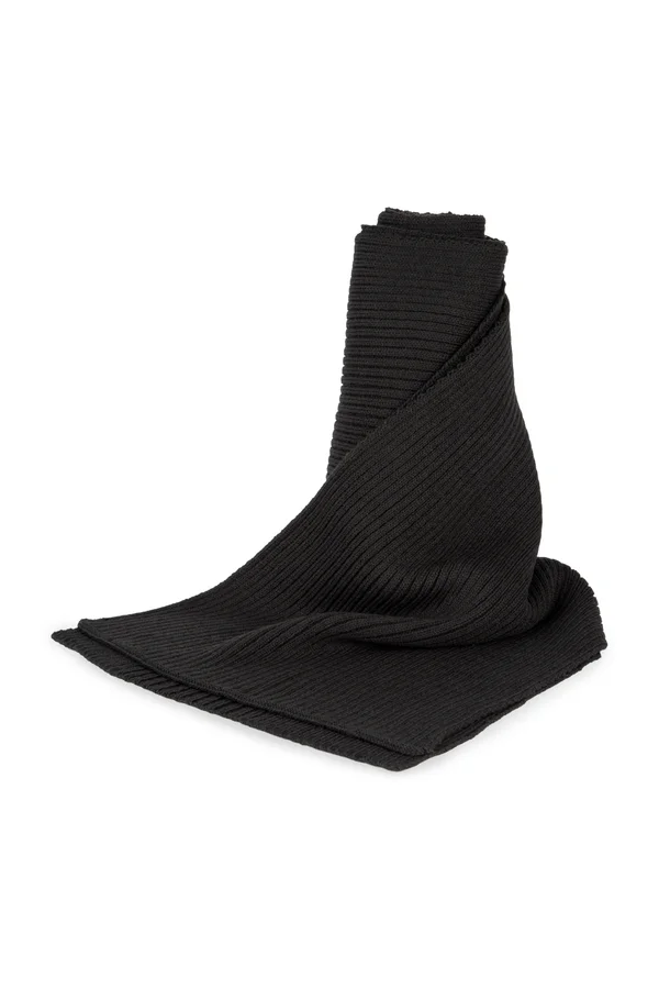 Schal aus Rippstrick Black