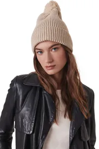 Bobble beanie