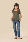 Damen-T-Shirt aus Leinen mit V-Ausschnitt