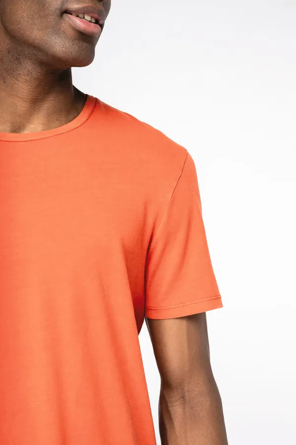 Eco-friendly unisex washed effect t-shirt