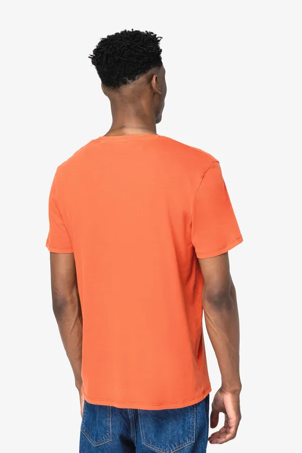 Eco-friendly unisex washed effect t-shirt