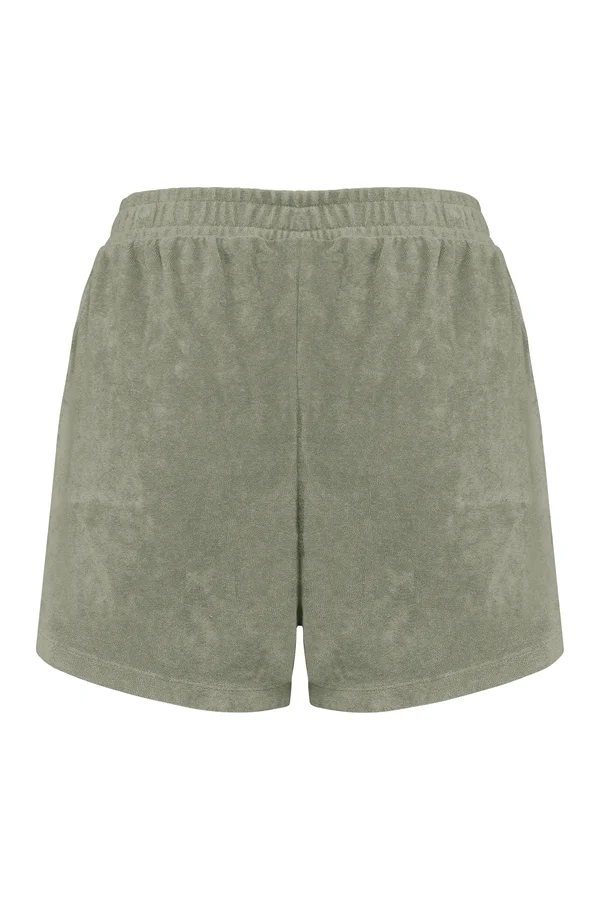 Umweltfreundliche Damenshorts aus Frottee Almond Green