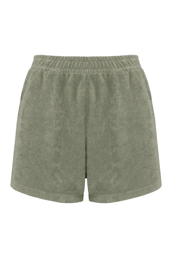 Umweltfreundliche Damenshorts aus Frottee Almond Green