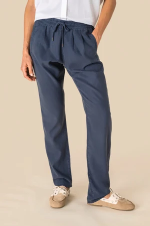 Umweltfreundliche ausgewaschene Damenhose aus Lyocell
