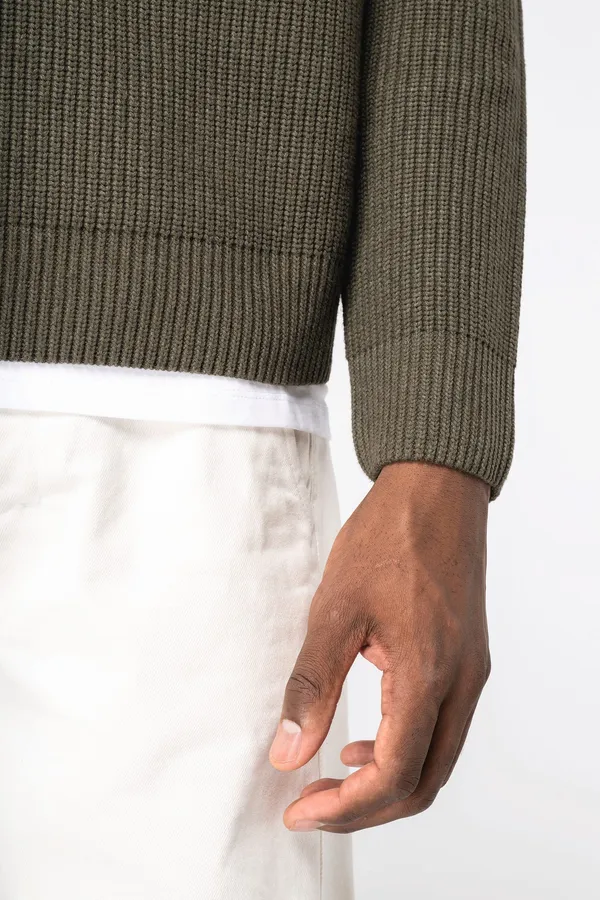 Eco-friendly men’s chunky knit jumper
