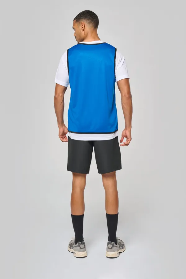 Reversible rugby bib